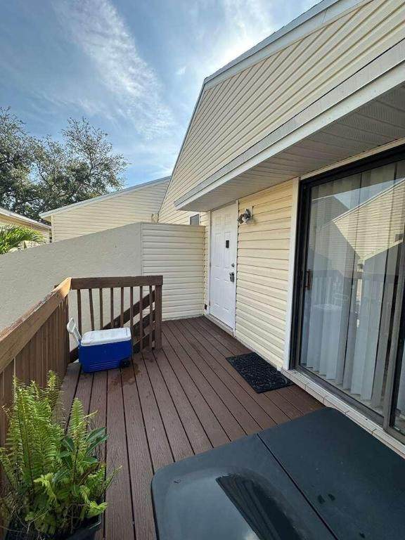 637 Executive Center Drive - Photo 1