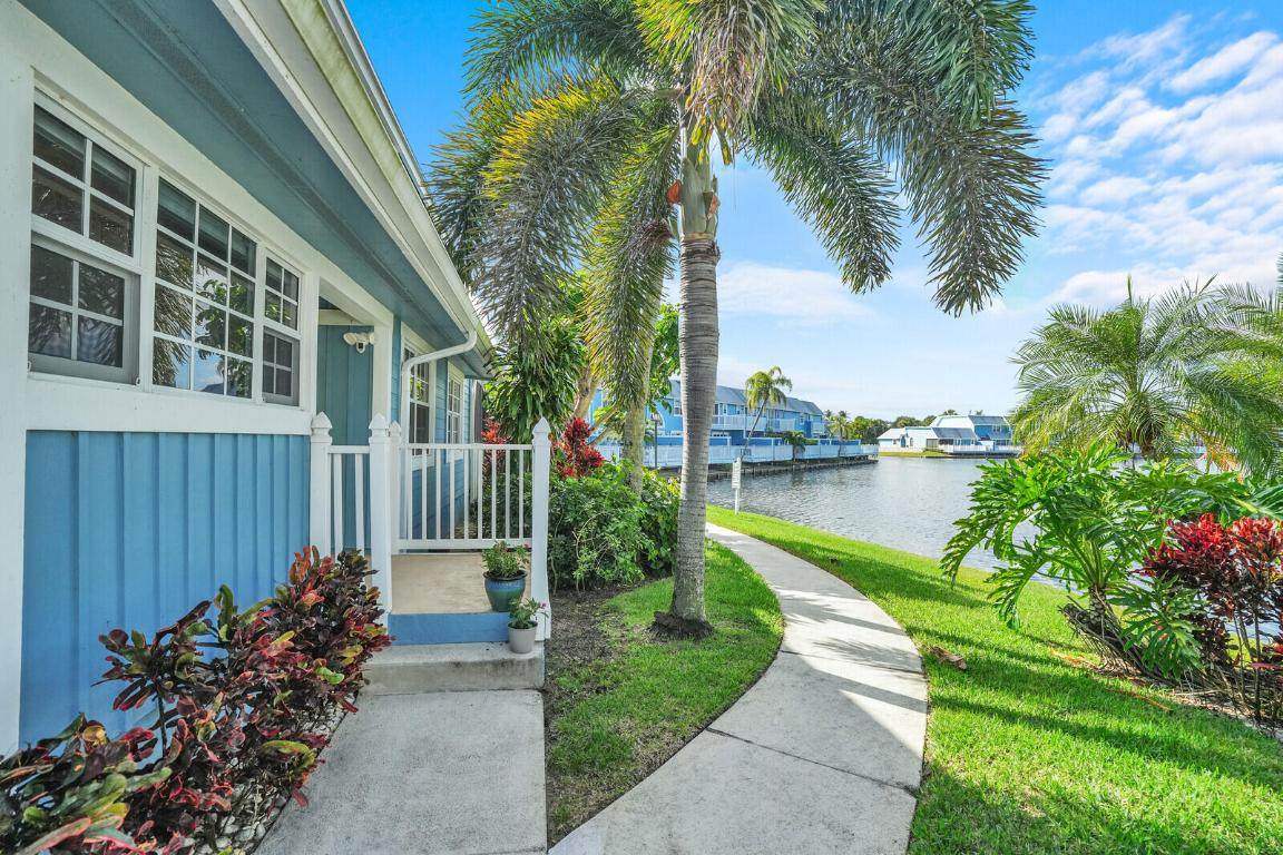 622 Ocean Dunes - Photo 1