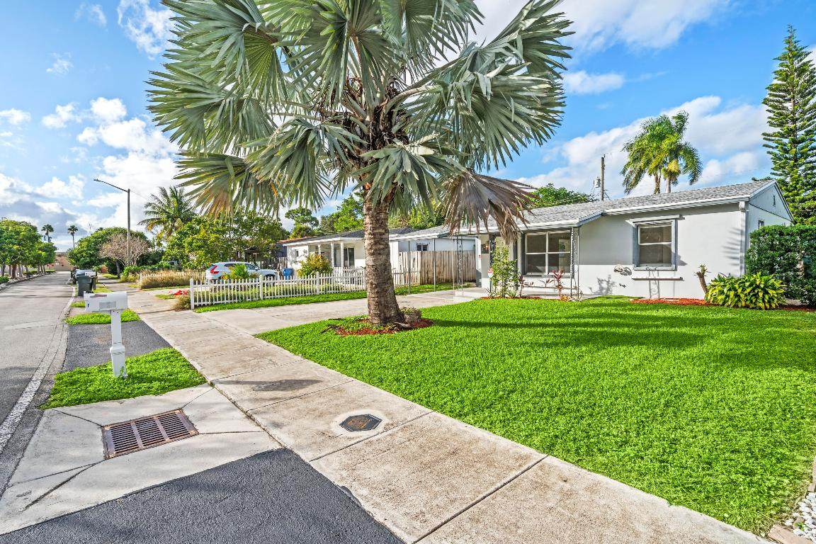 321 51st Street - Photo 1