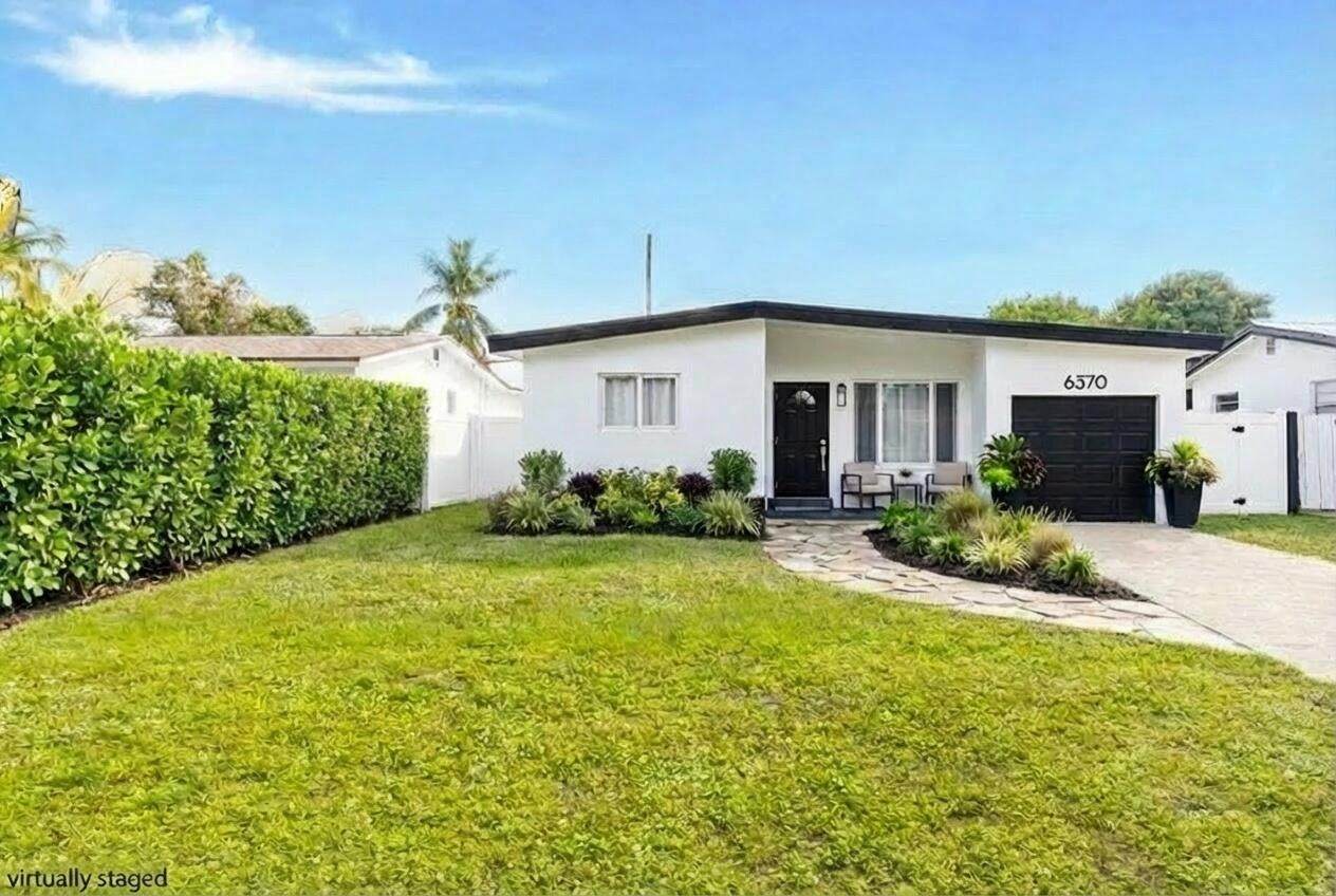 6370 Plunkett Street - Photo 1