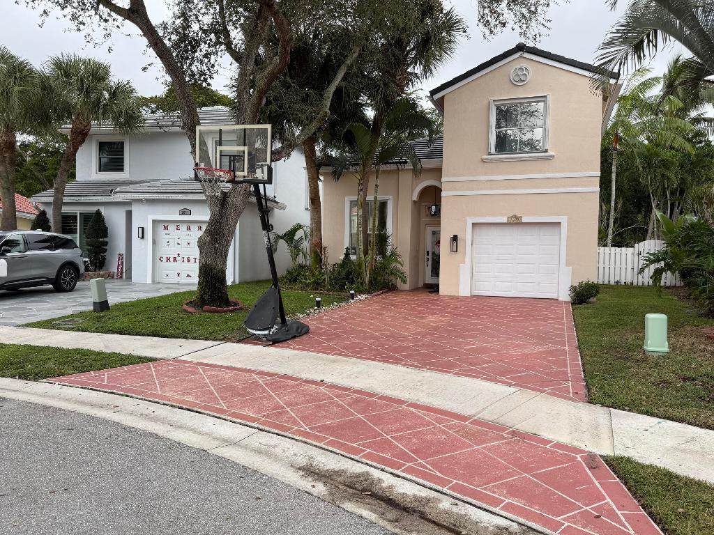 5655 La Quinta Court - Photo 1