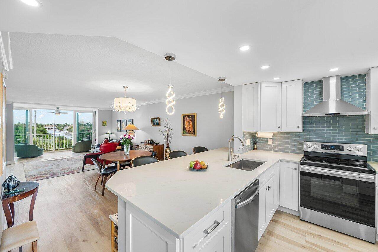 2809 Florida Boulevard - Photo 1