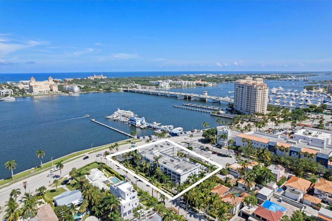 917 Flagler - Photo 1