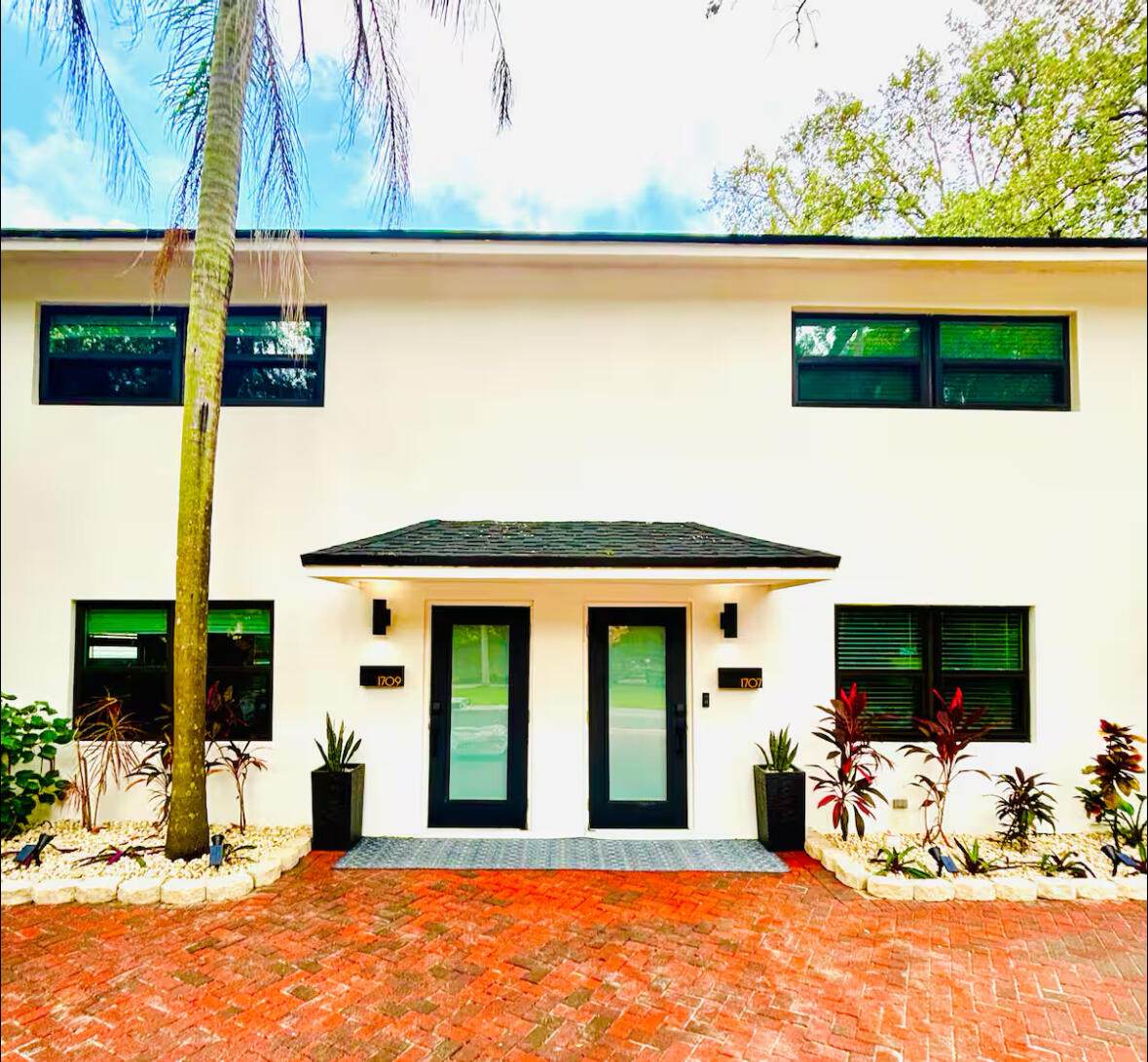 1707 24th Street - Photo 1
