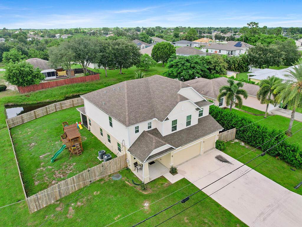 4662 Bradbury Street - Photo 1