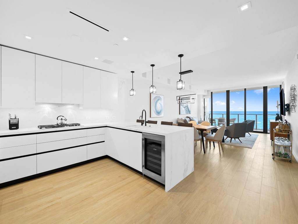 1116 Ocean - Photo 1