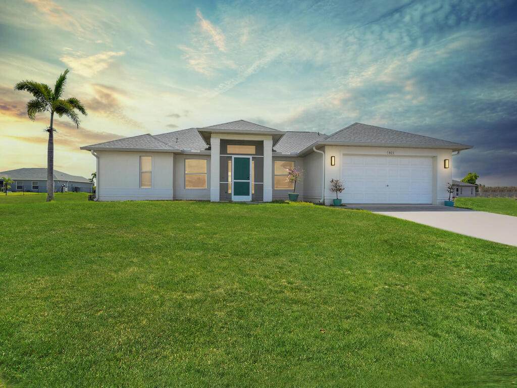 821 20th Avenue - Photo 1