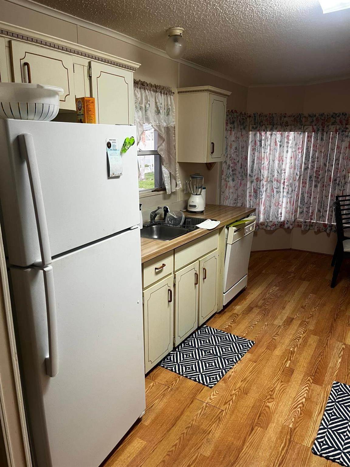 10 Hermosa Lane - Photo 1