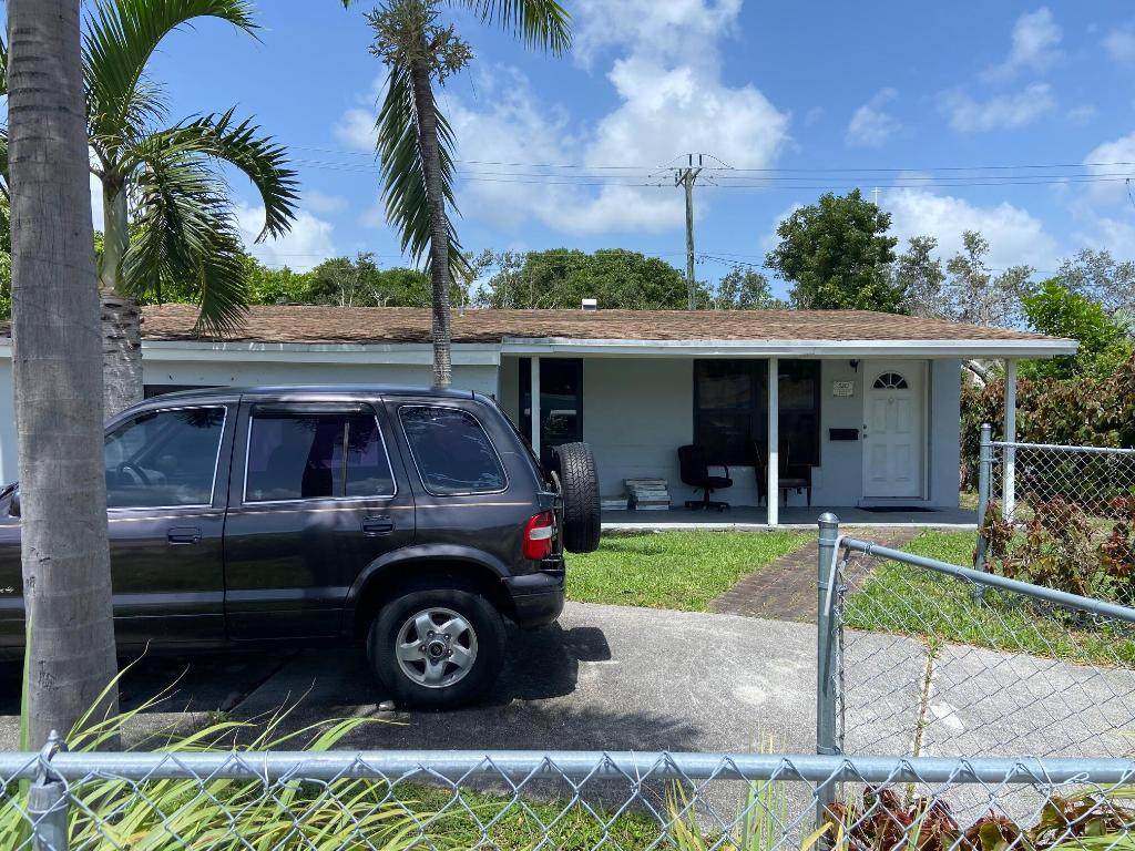 520 15th Terrace - Photo 1