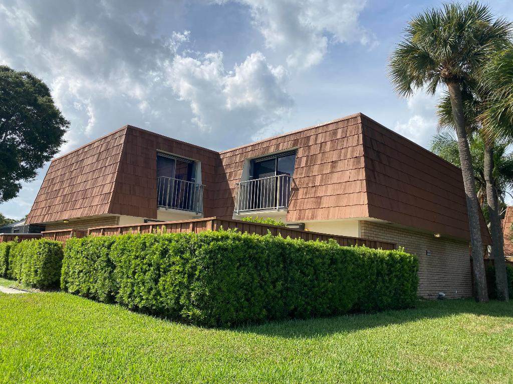 615 Buttonwood Lane - Photo 1