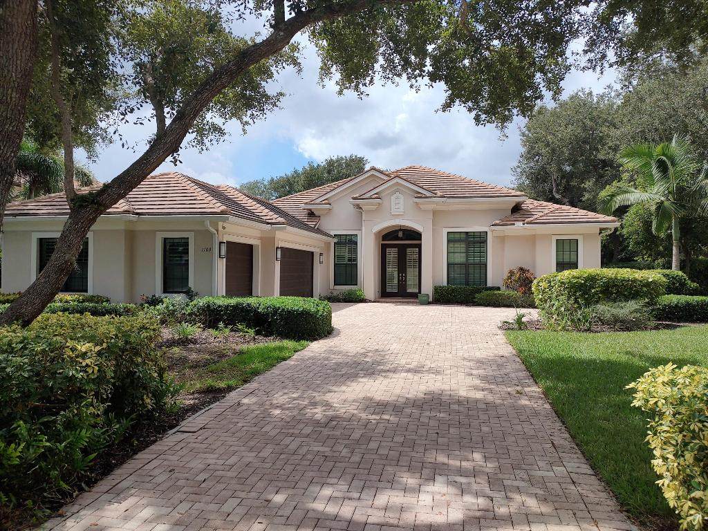 1109 Baywood Drive - Photo 1