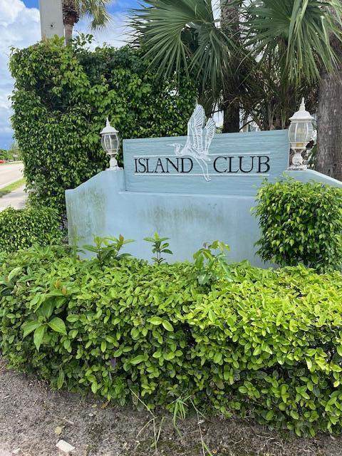 3841 Island Club - Photo 1