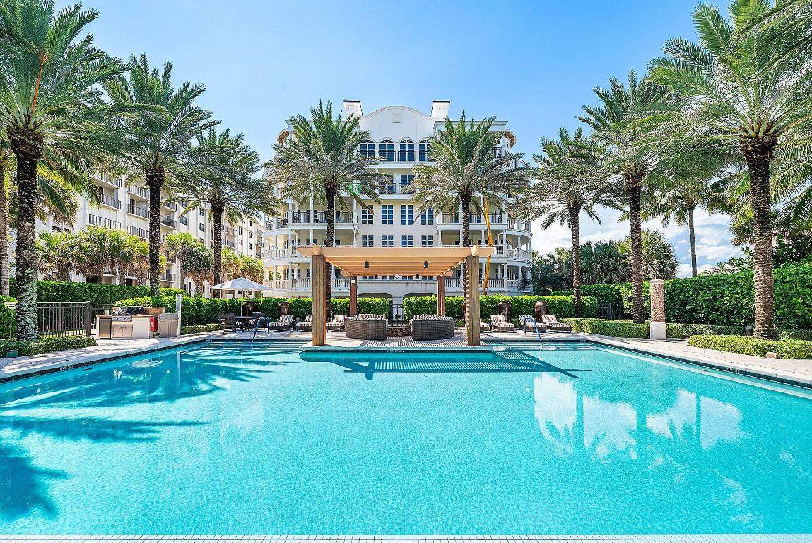 155 S Ocean Avenue - Photo 1