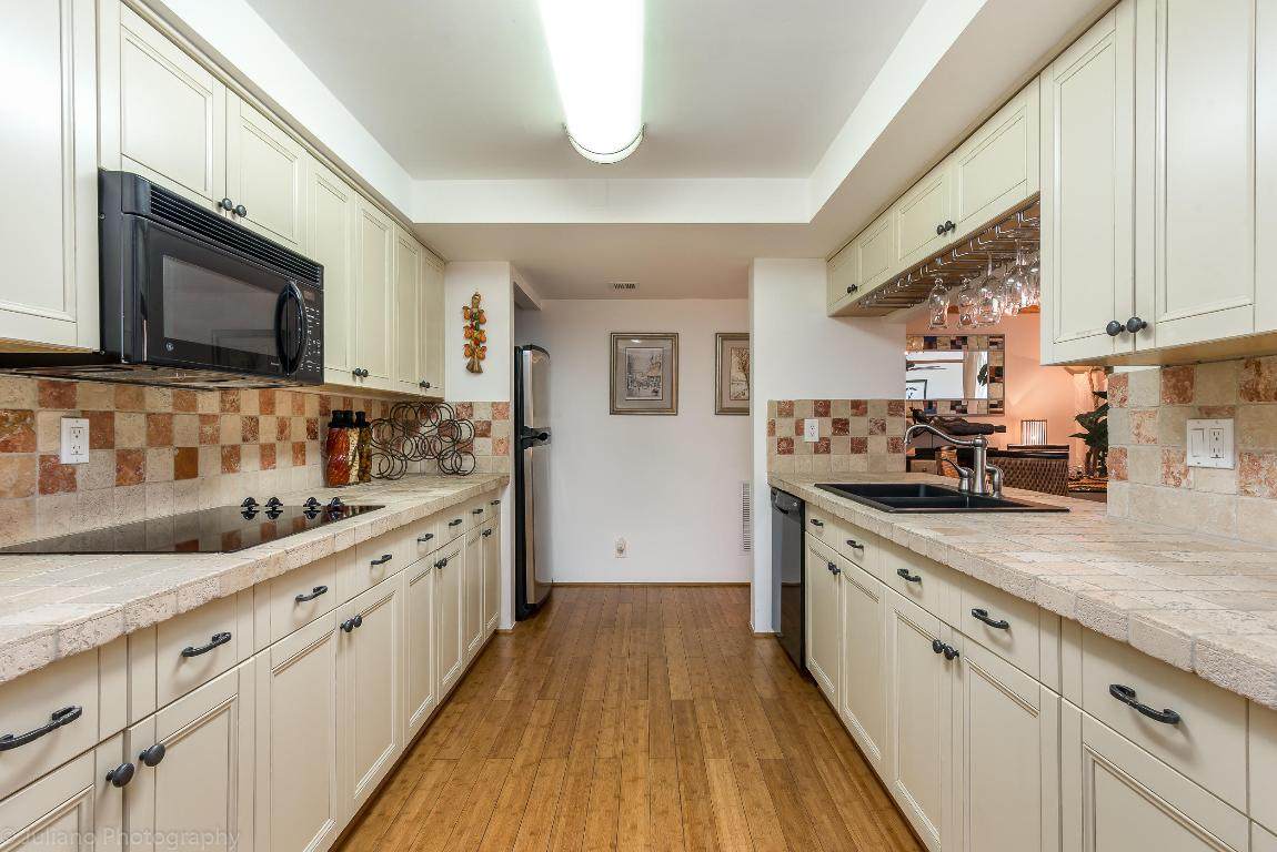 825 Egret Circle - Photo 1