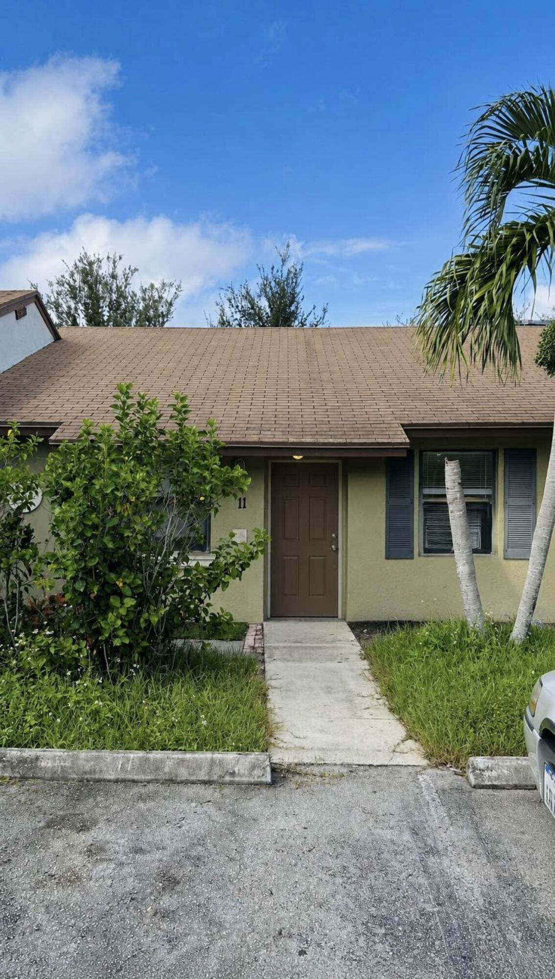 2345 2nd Avenue - Photo 1