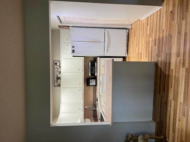 312 Knotty Pine Circle - Photo 1