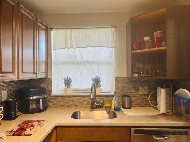 8000 Sunrise Lakes Drive - Photo 1