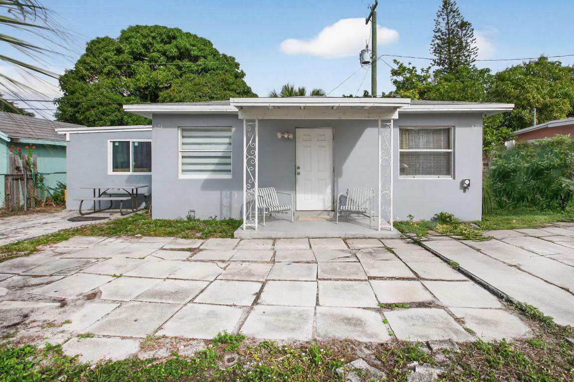 621 50th Street - Photo 1