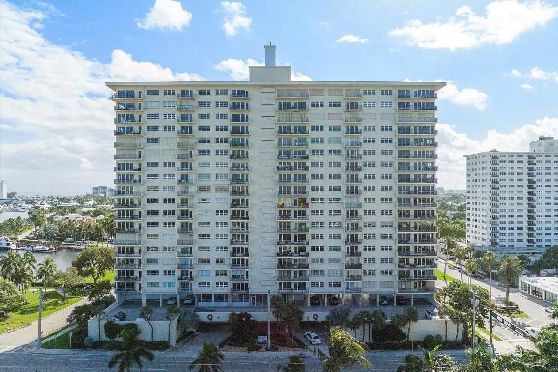 2500 Las Olas Boulevard - Photo 1