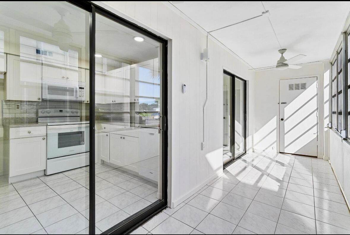 115 Capri C - Photo 1