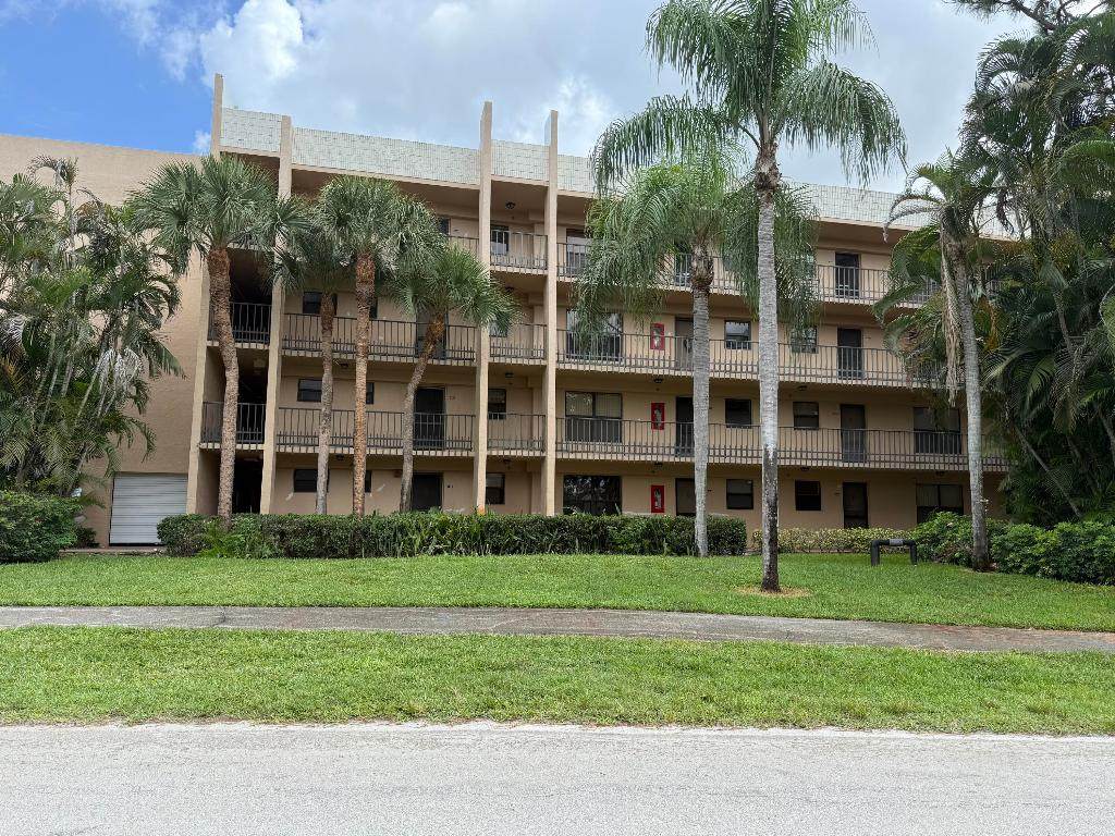 4760 Lucerne Lakes Boulevard - Photo 1