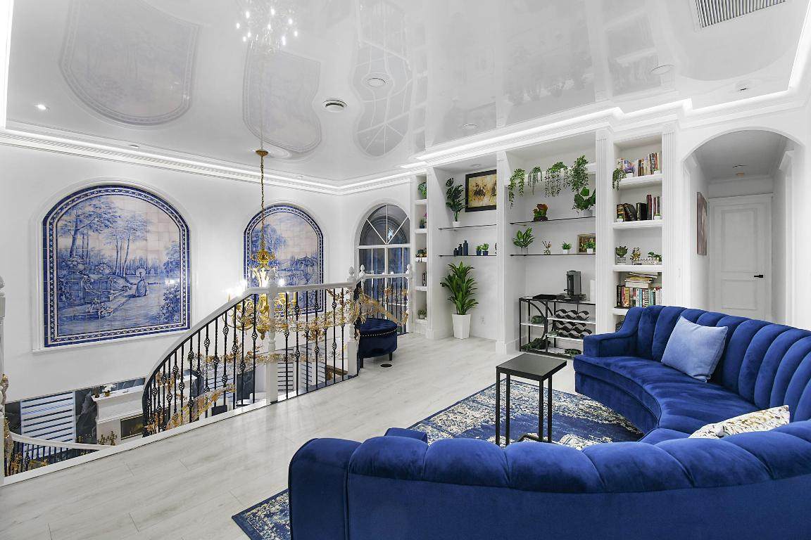 377 Squire - Photo 1