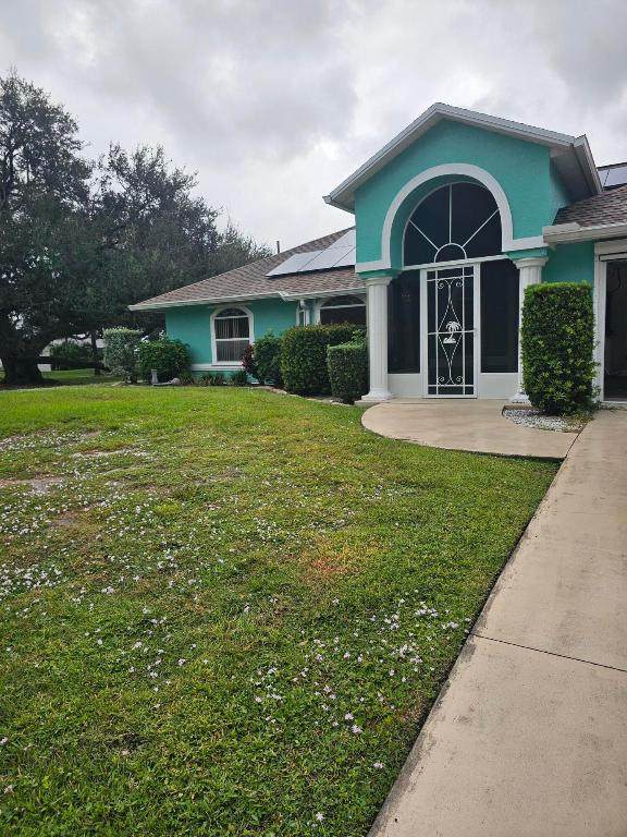 1120 Fairfield - Photo 1