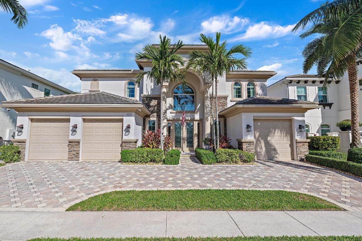 1727 Hemingway Drive - Photo 1