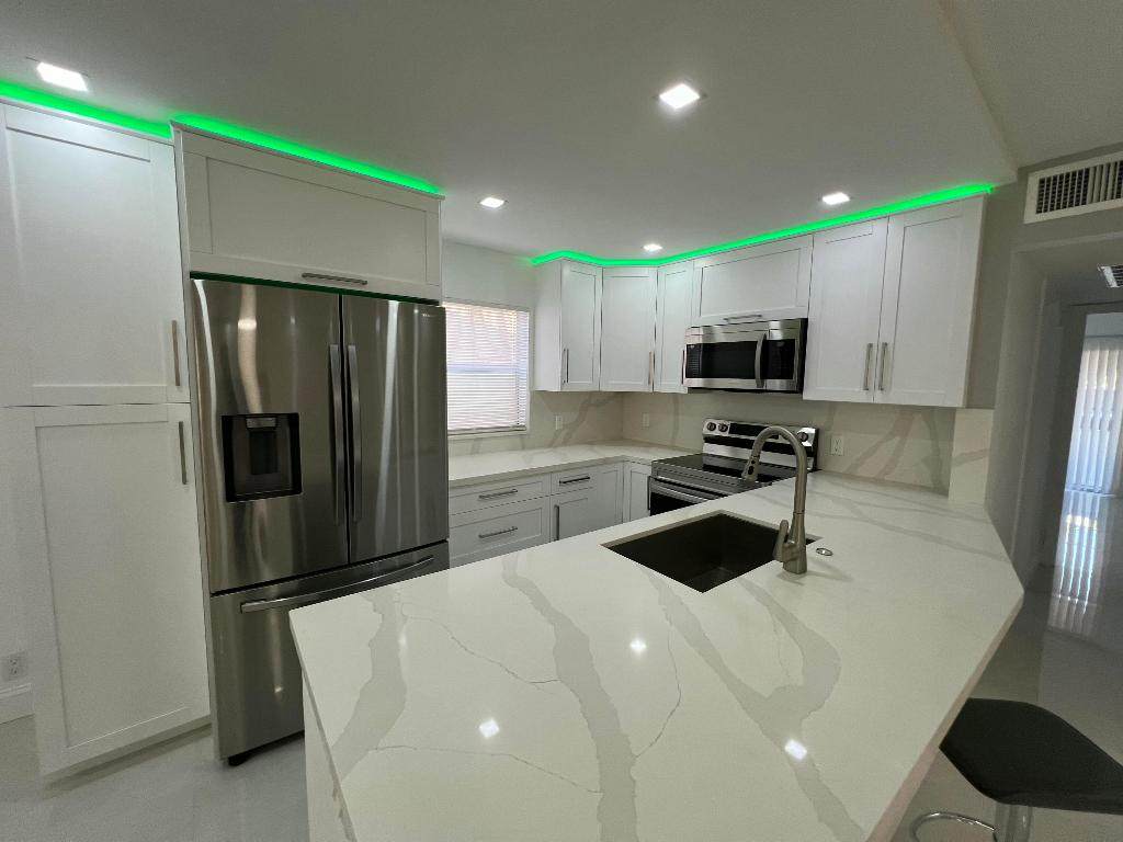 440 Saxony J - Photo 1