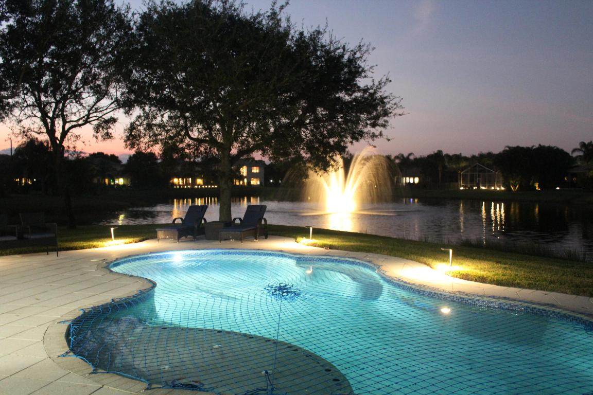 1828 Grey Falcon - Photo 1