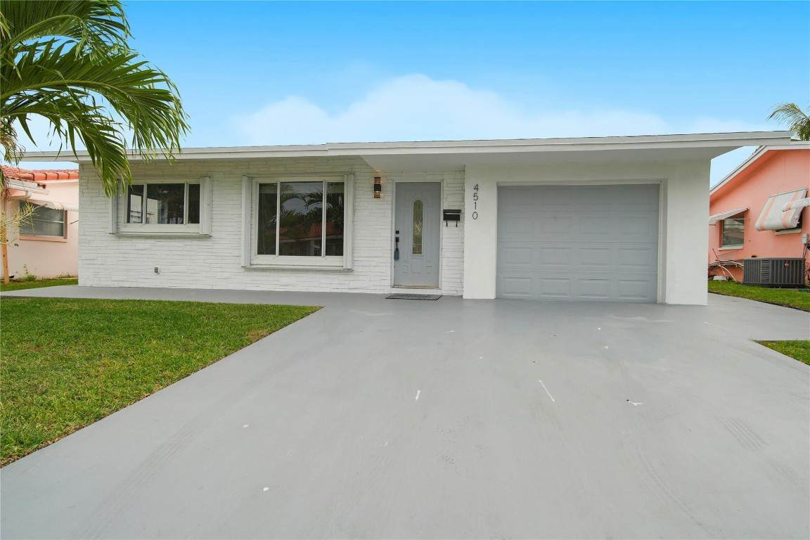 4510 49th Drive - Photo 1