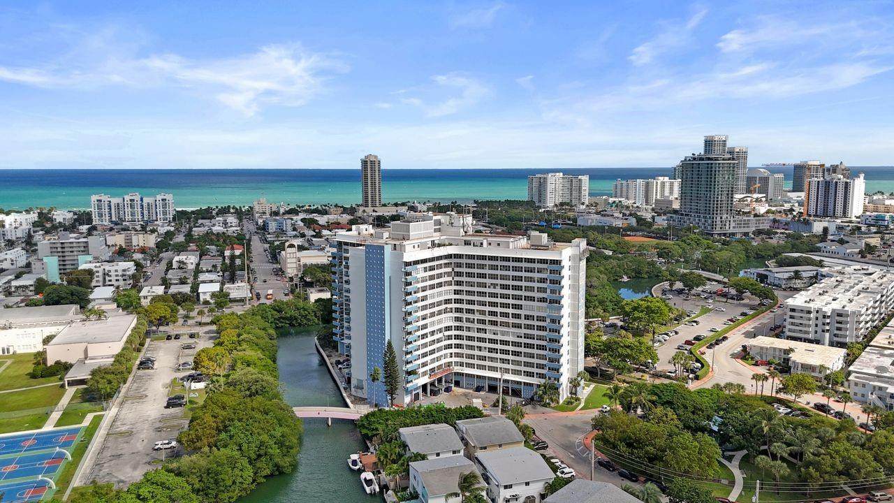 https://bt-photos.global.ssl.fastly.net/beaches/orig_boomver_8_F10530295-2.jpg