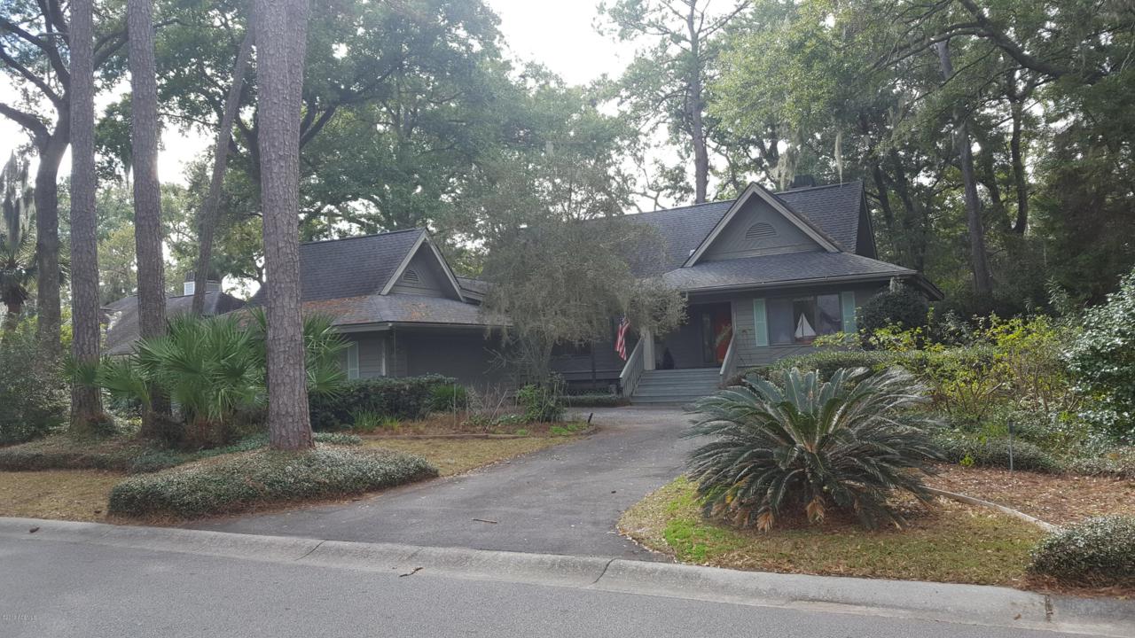 654 Island Circle - Photo 1