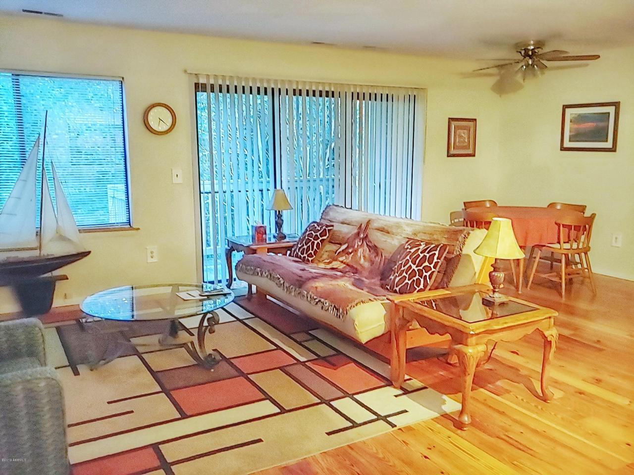 53 Delander Court - Photo 1