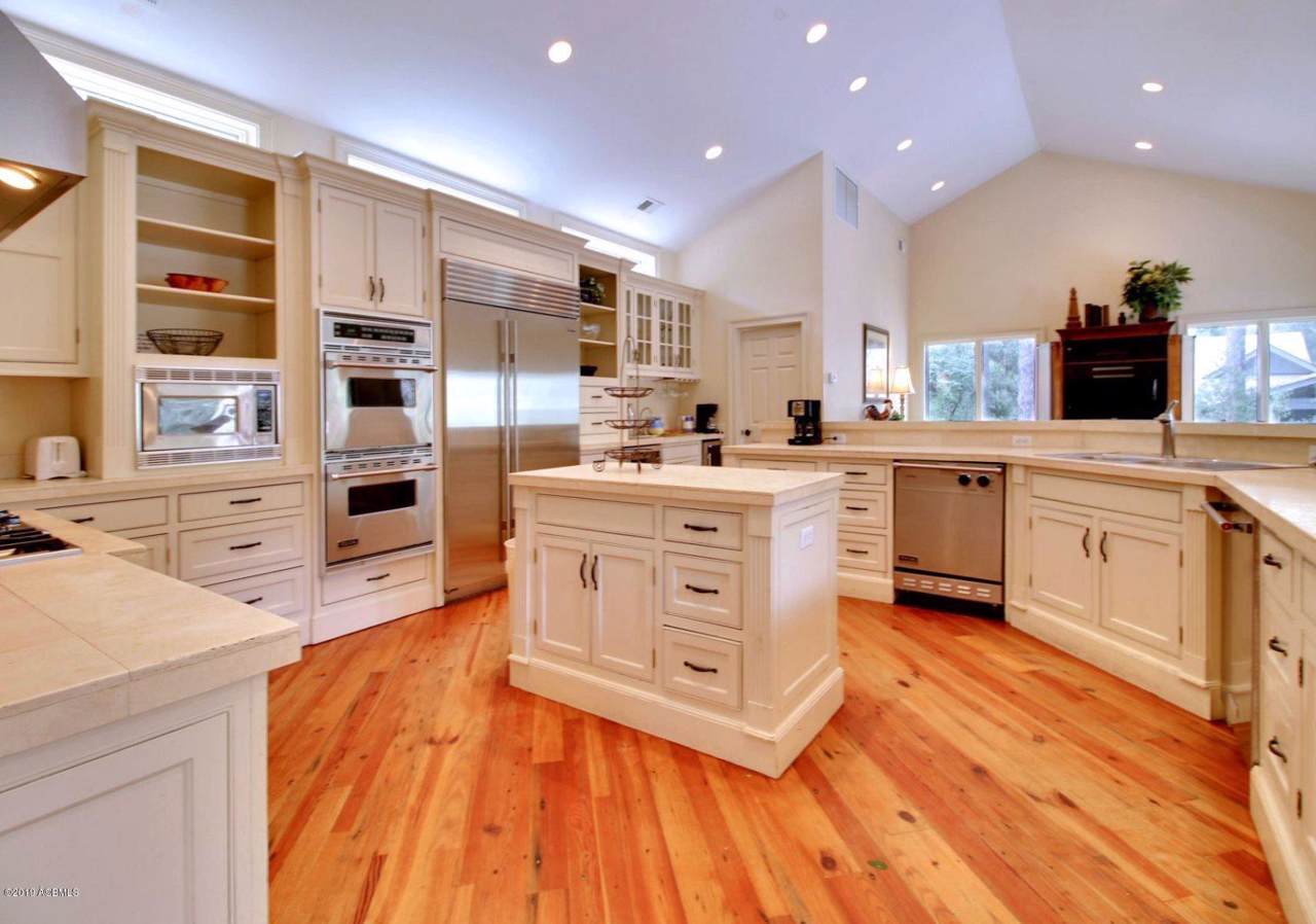 10 Royal Tern Road - Photo 1