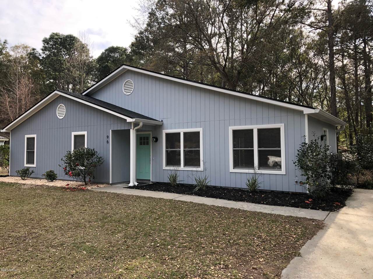 96 Francis Marion Circle - Photo 1
