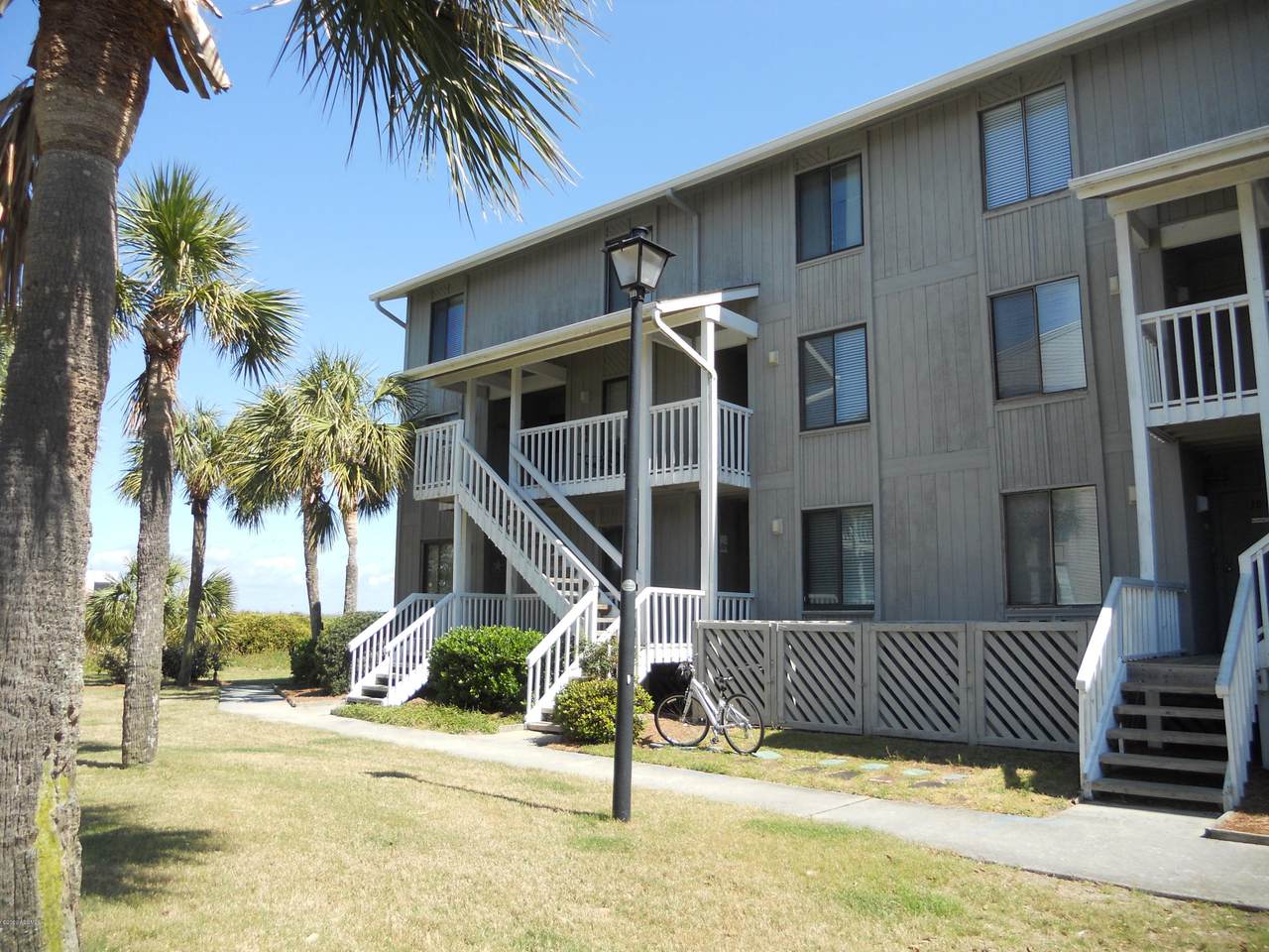 4 Harbor Drive - Photo 1 4 Harbor Drive - Photo 1