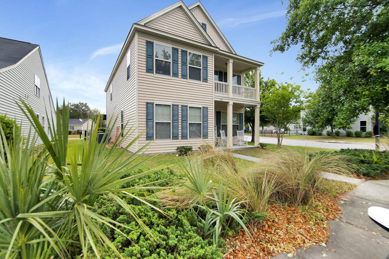 2110 Blakers Boulevard - Photo 1 2110 Blakers Boulevard - Photo 1