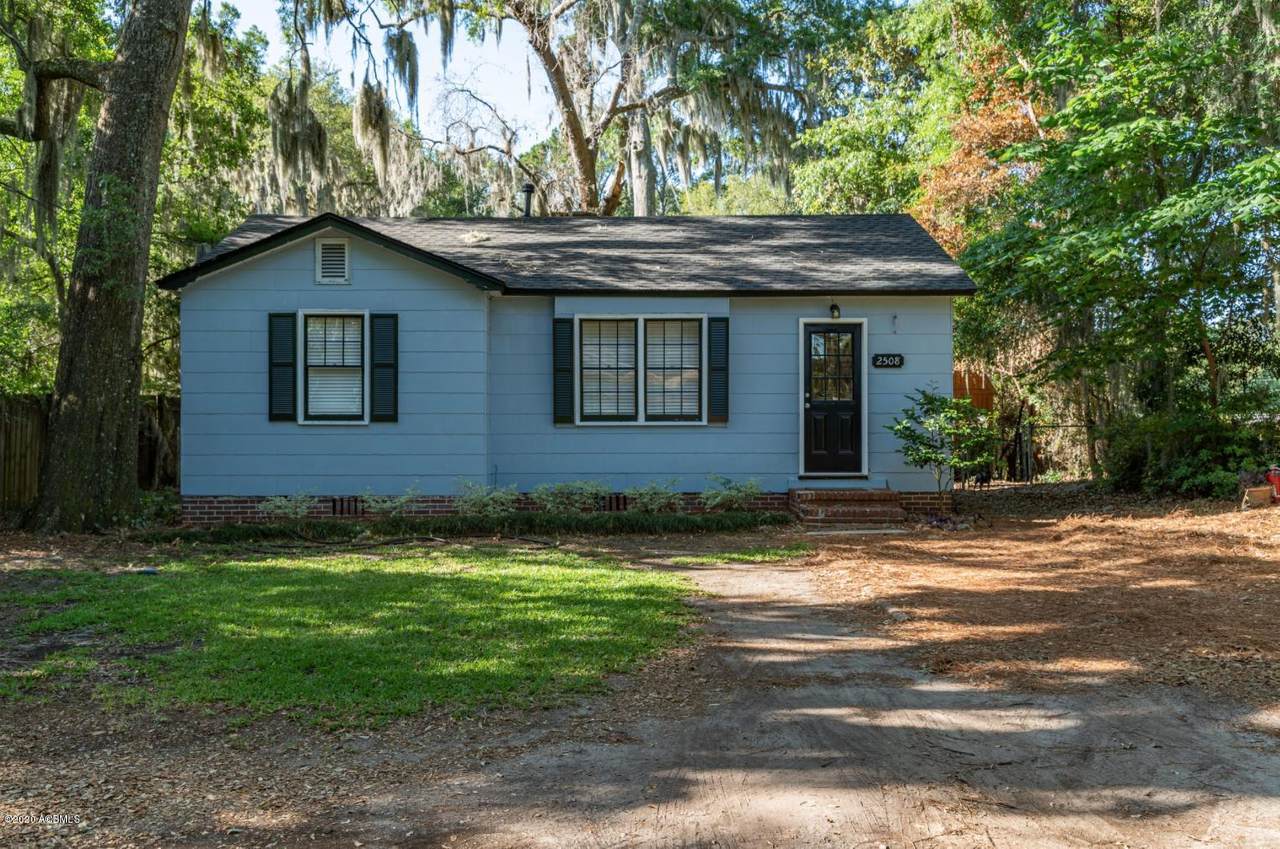2508 Acorn Hill Avenue - Photo 1 2508 Acorn Hill Avenue - Photo 1