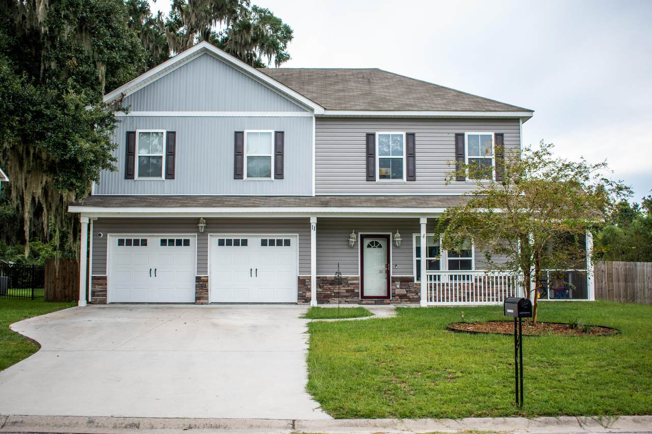 11 Mint Farm Drive - Photo 1