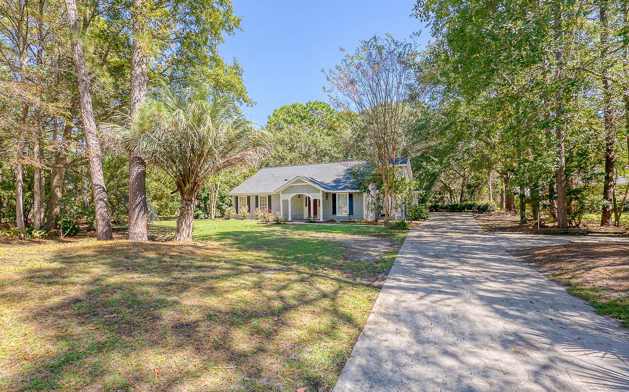 122 Wade Hampton Drive - Photo 1