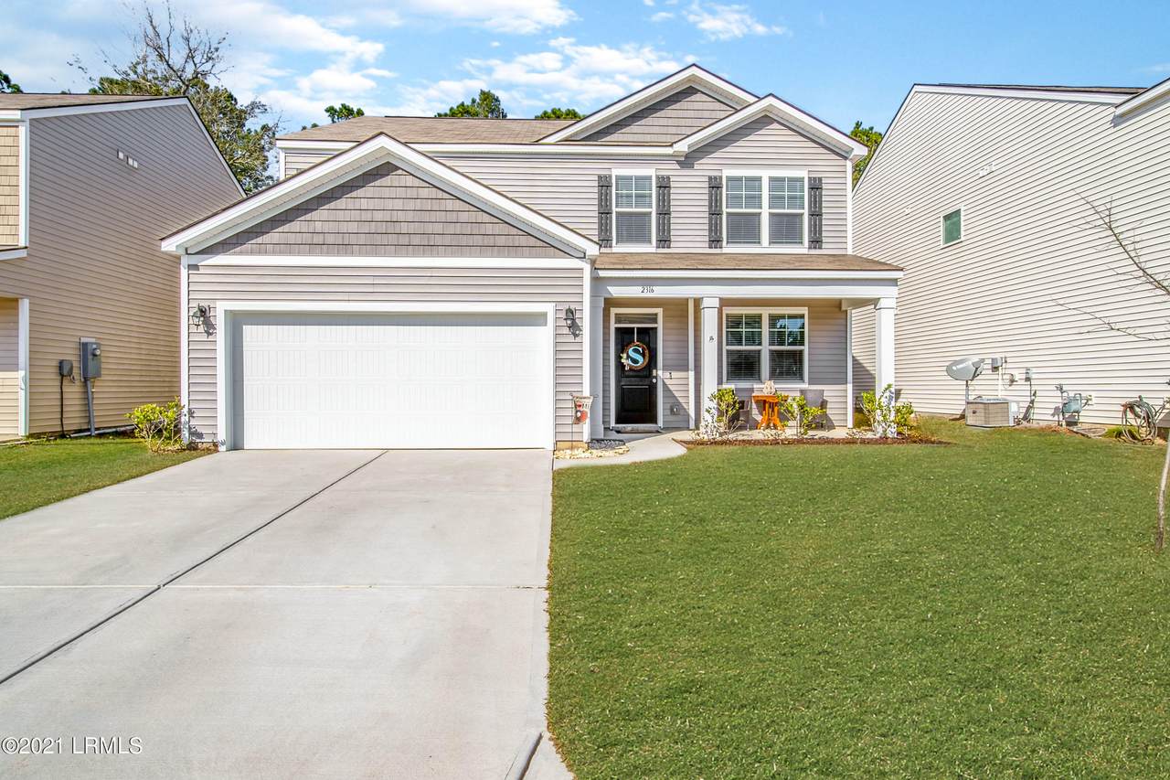 2316 Blakers Boulevard - Photo 1