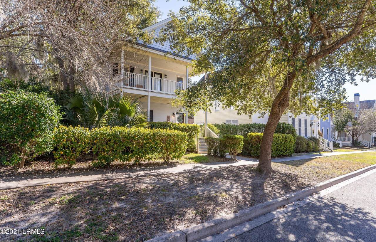 105 Bryan Drive - Photo 1