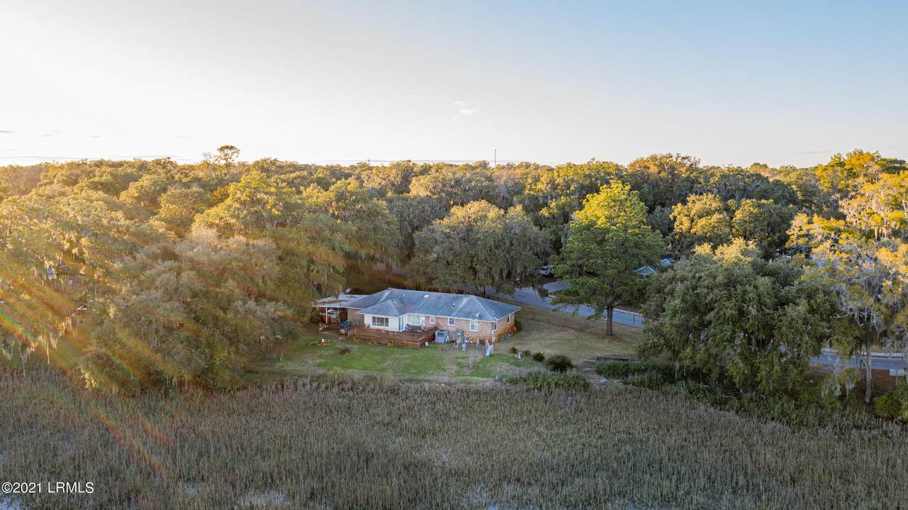 807 11th Street - Photo 1