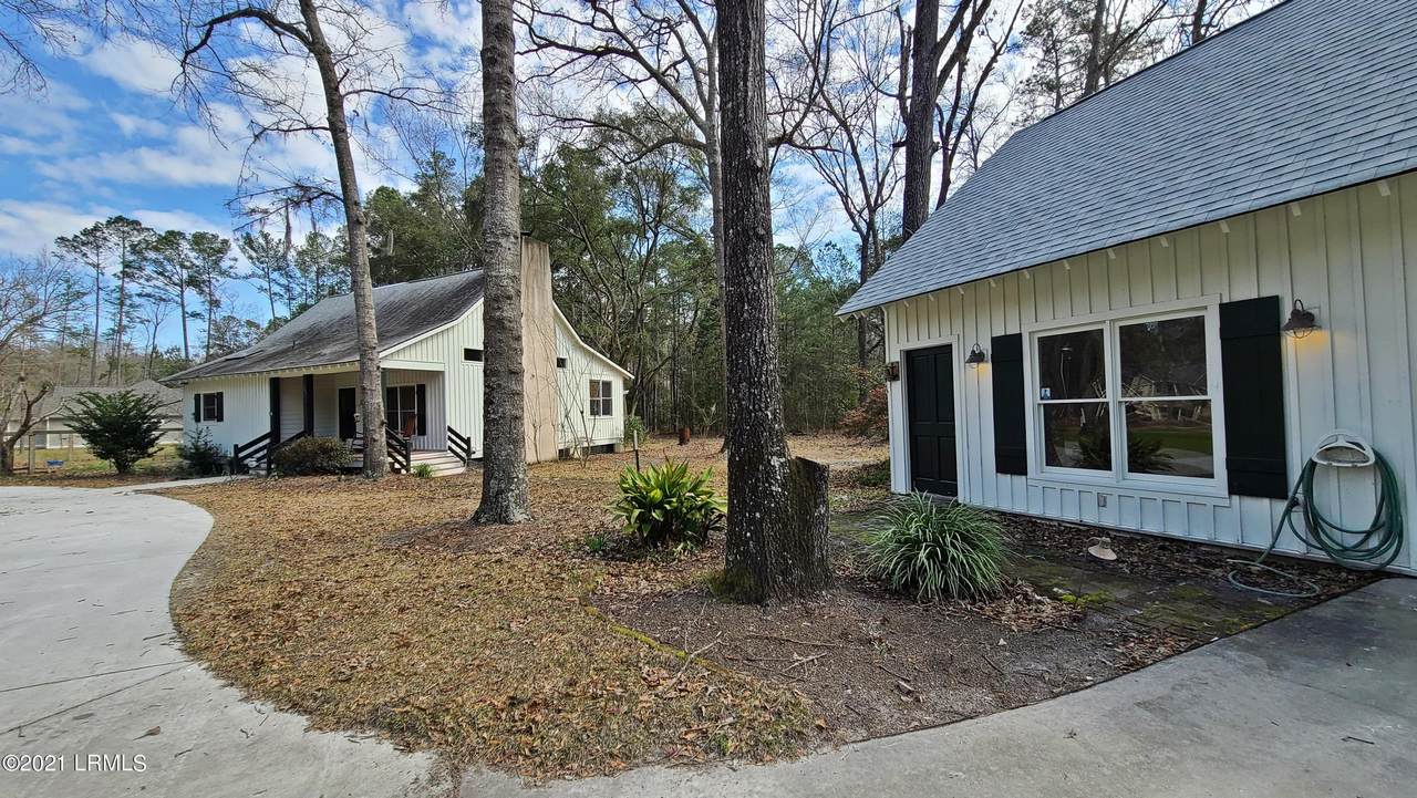 145 Wellington Lane - Photo 1