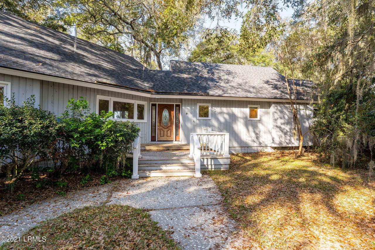 120 Dolphin Point Drive - Photo 1