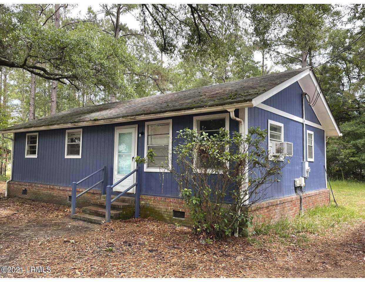 214 Oak Hill Road - Photo 1