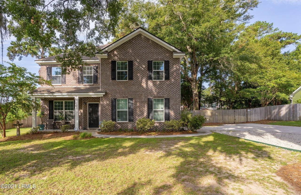 1039 Otter Circle - Photo 1