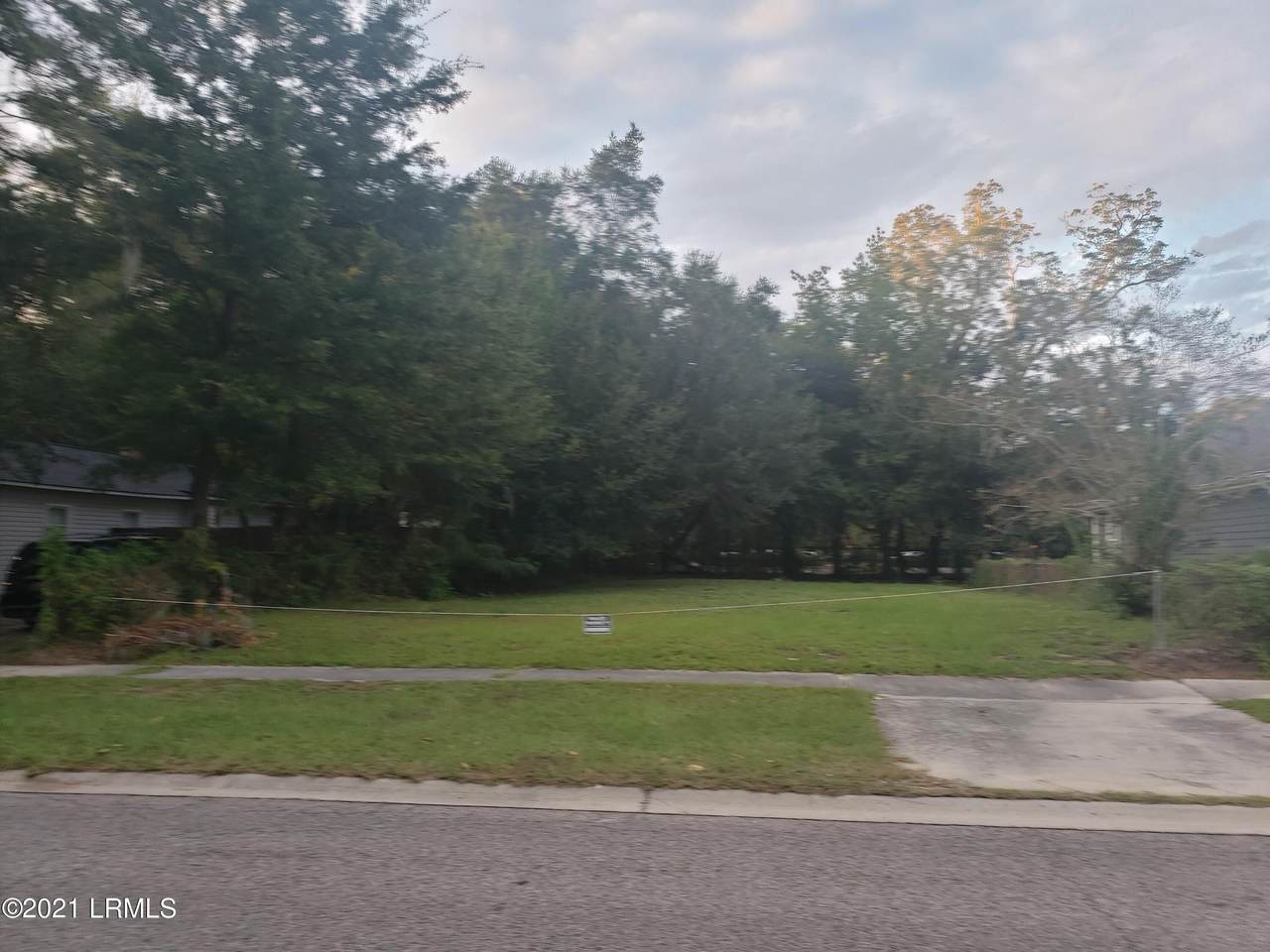 1915 Duke Street - Photo 1