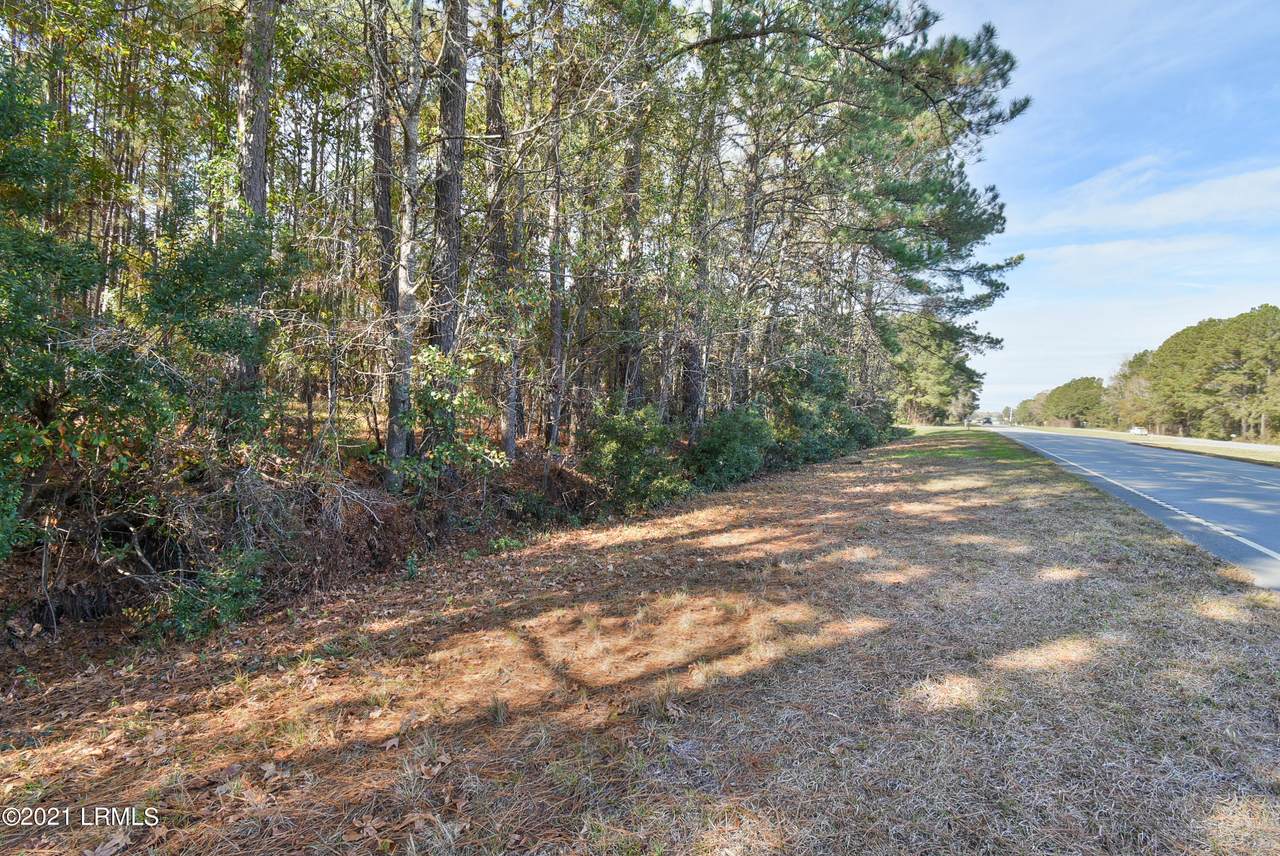 1374 Trask Parkway - Photo 1